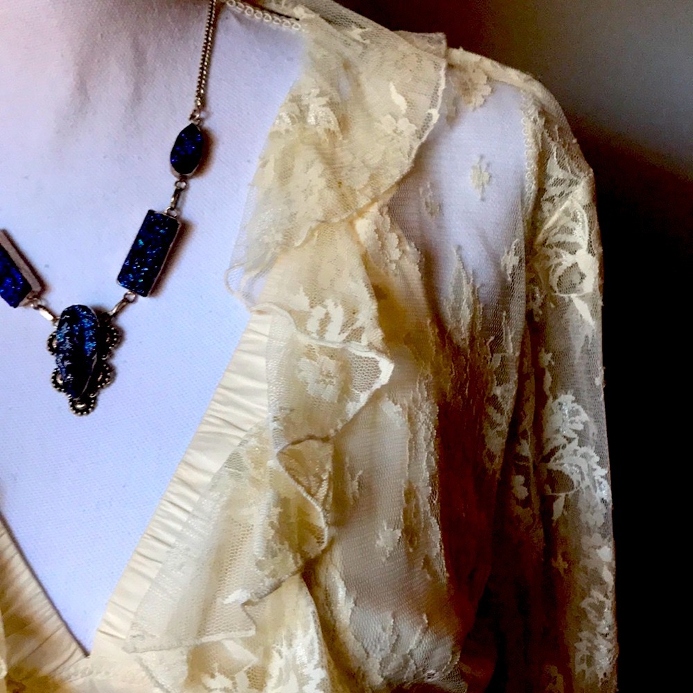 Victorian cream set - Picture 2 of 8